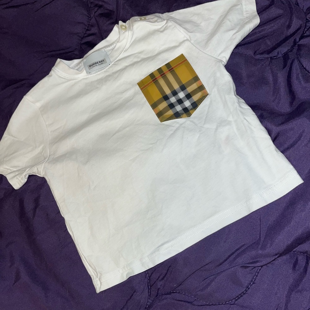 Toddler Burberry shirt size 18months only wore once